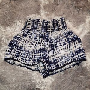 Elastic Light Weight Shorts